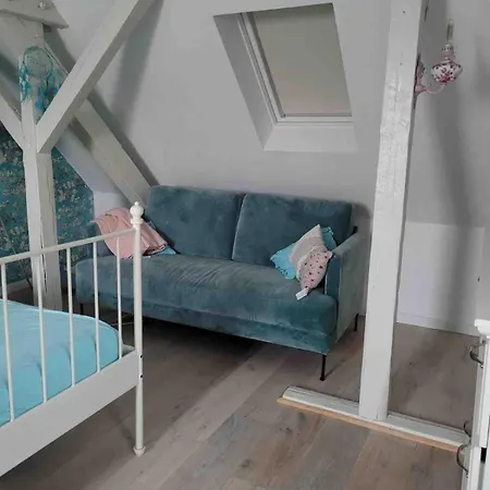 Turmzimmer Im Historischen Wehofen * דיסבורג